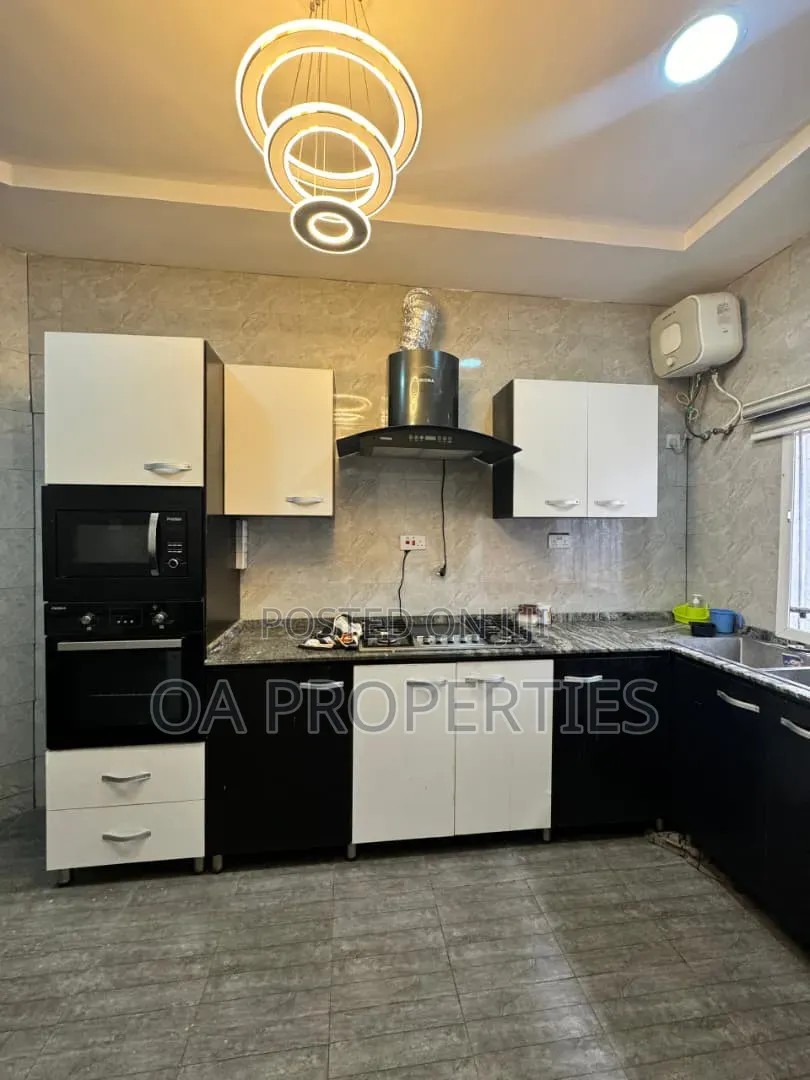 3bdrm Bungalow in Kolapo Ishola Gra, Ibadan for rent in Ibadan