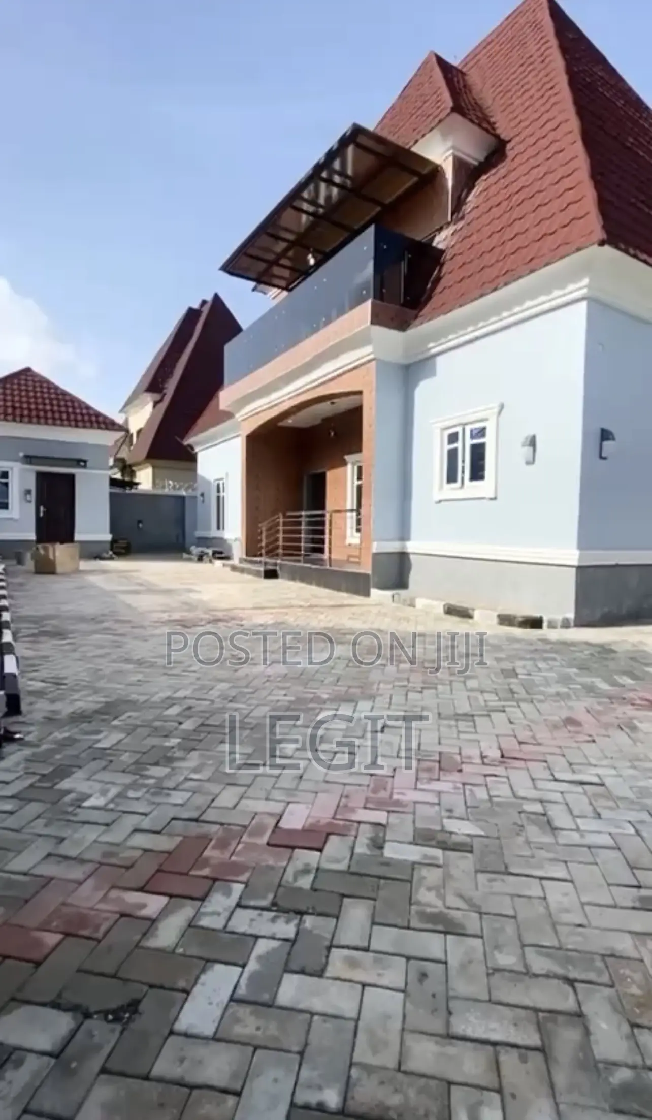 4bdrm Penthouse in Lugbe District for sale in Lugbe District