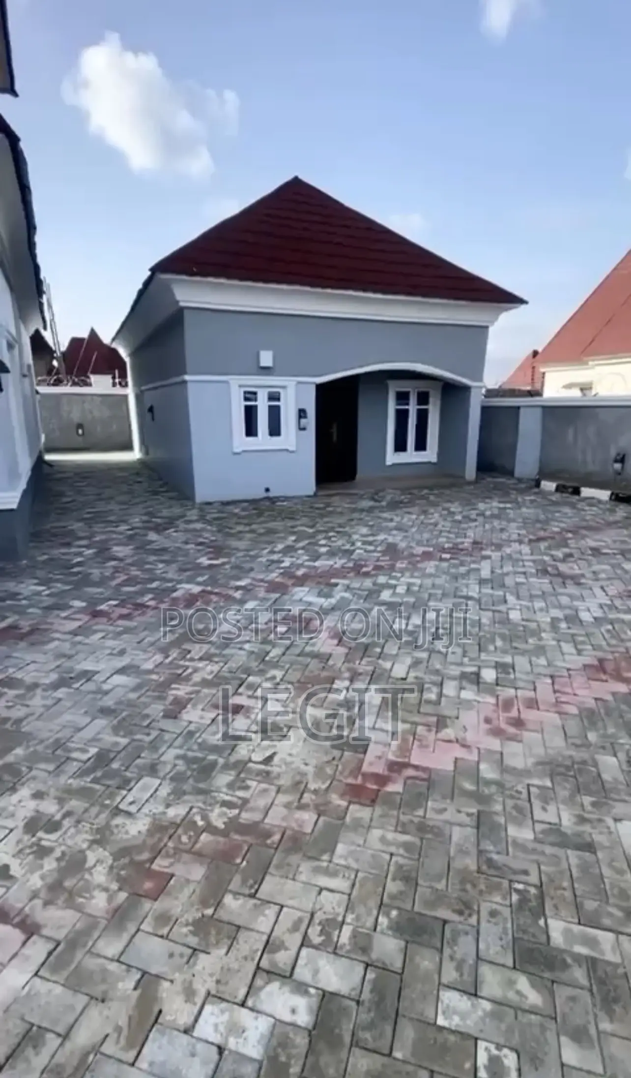 4bdrm Penthouse in Lugbe District for sale in Lugbe District