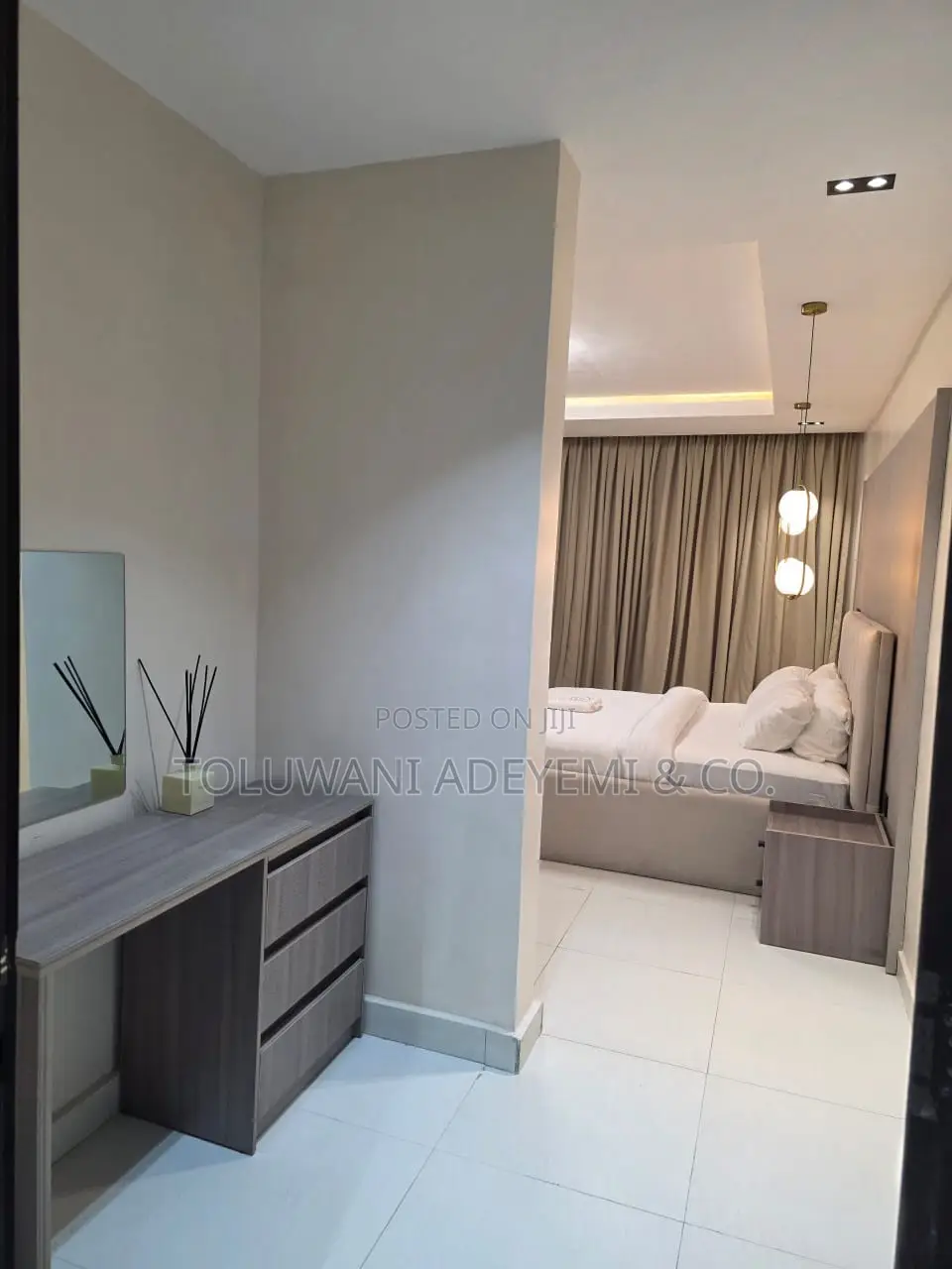 2 Bedroom Shortlet Apartment in Ademola Adetokunbo