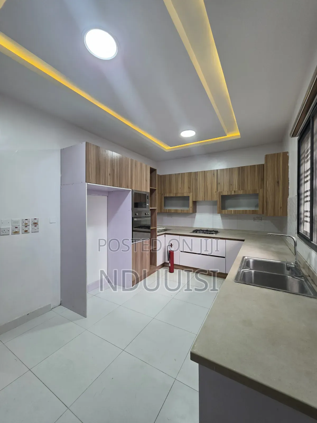 4bdrm Townhouse/Terrace in Off Kunsela Road, Ikate-Elegushi for sale in Ikate-Elegushi