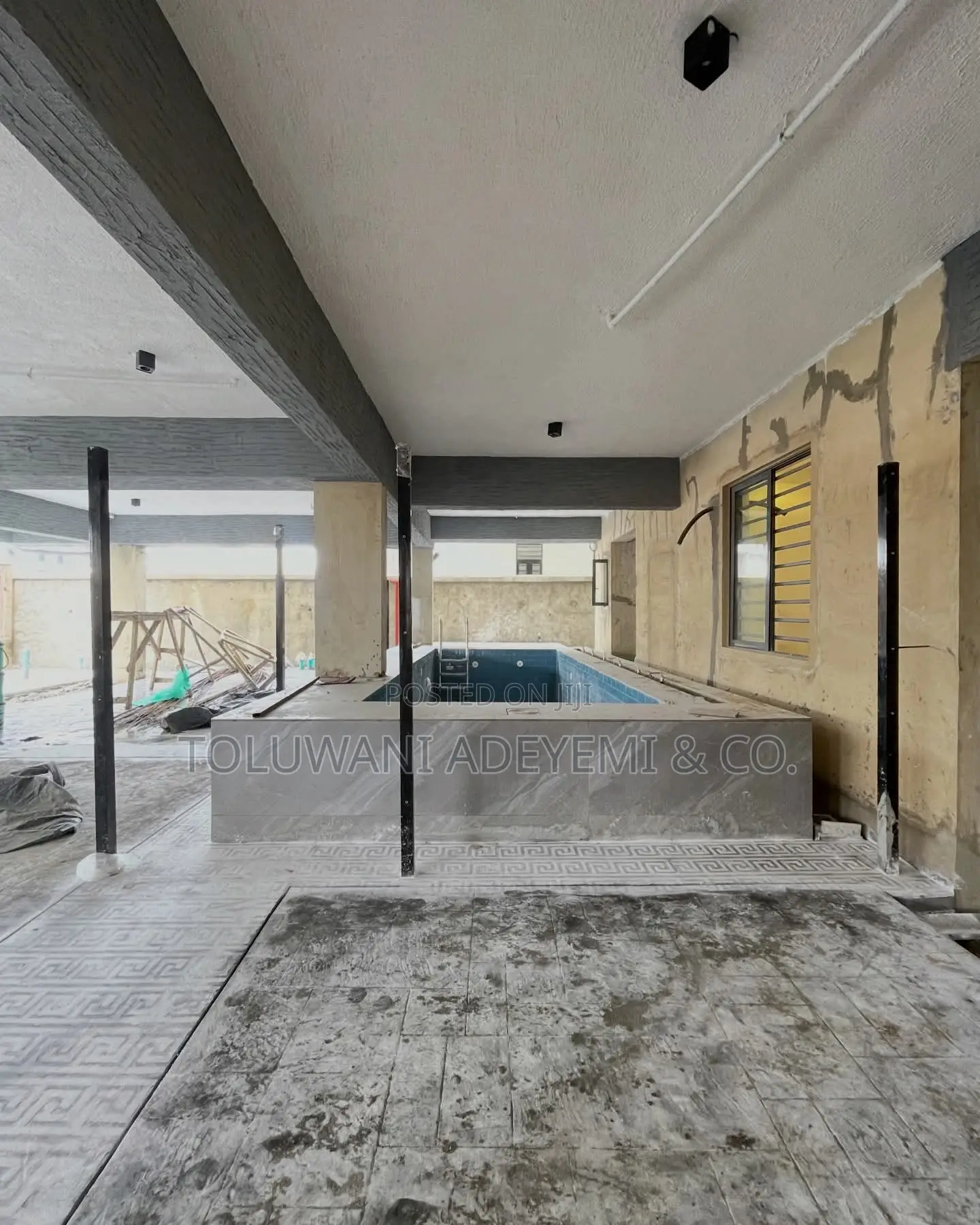 2bdrm Apartment in Lekki Phase 1 for sale in Lekki Phase 1