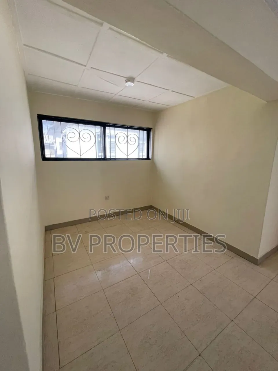 Studio Apartment in Ikota Villa Estate for rent in Ikota