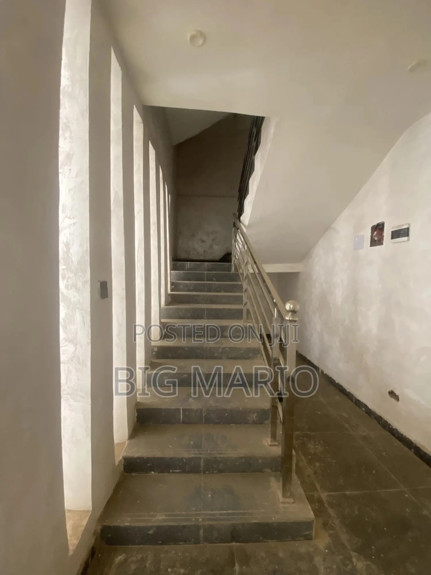 4bdrm Duplex in Guzape Main for sale in Guzape District