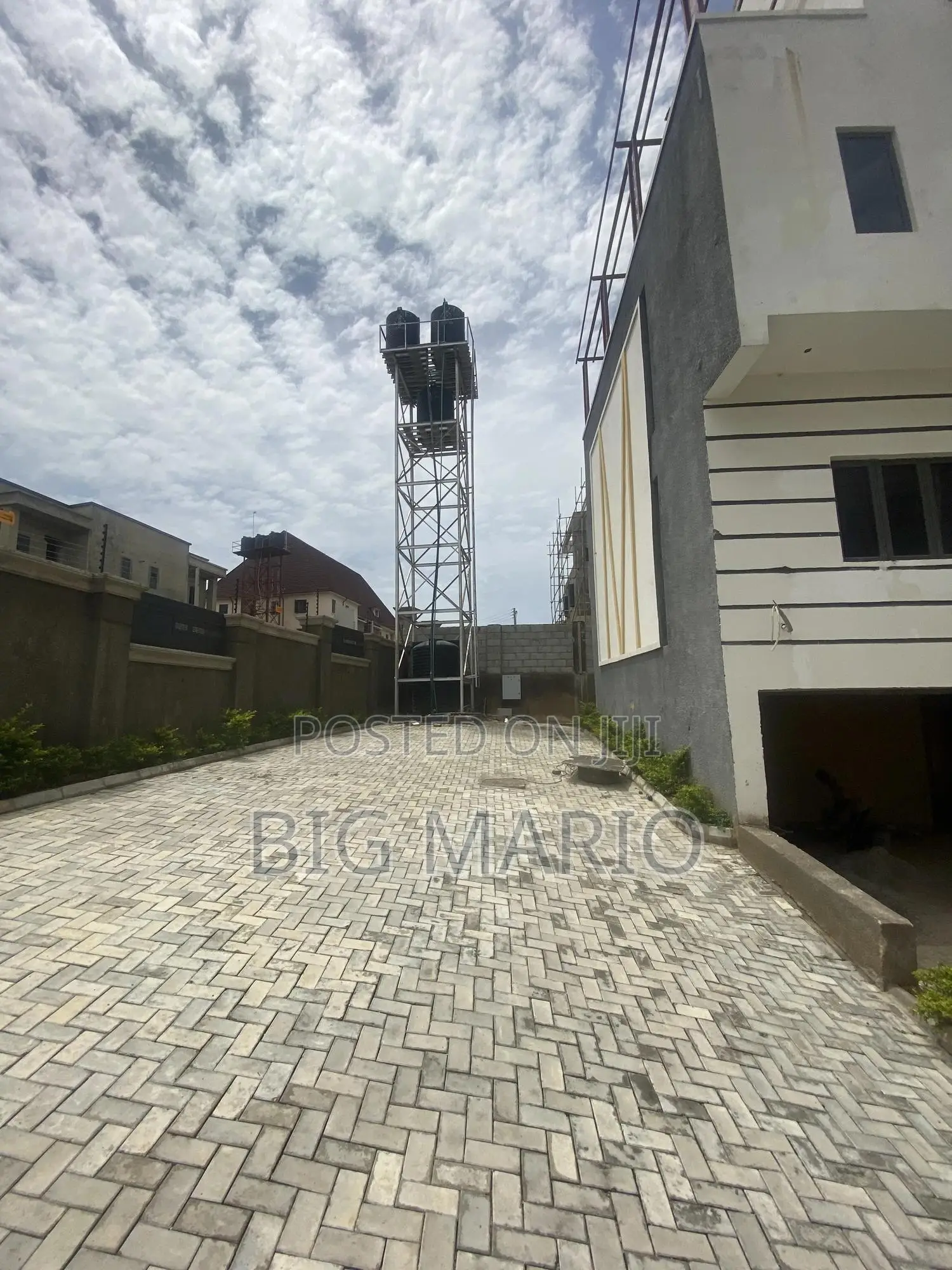 4bdrm Duplex in Guzape Main for sale in Guzape District