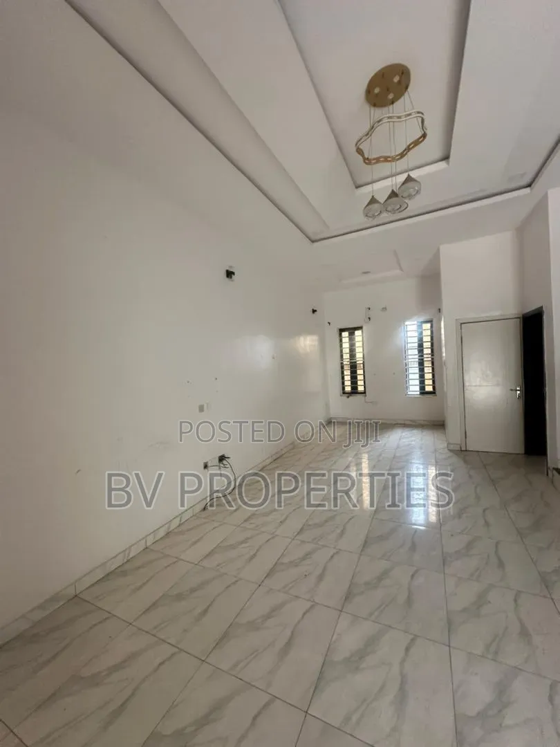 Studio Apartment in Ikota for rent in Ikota