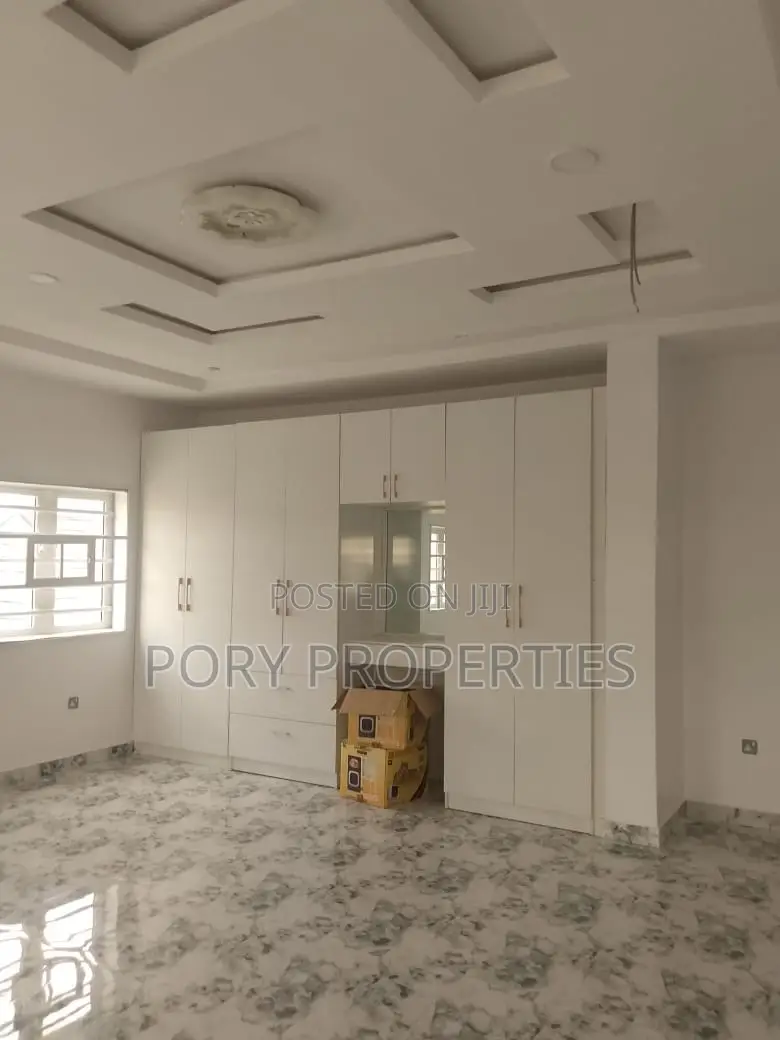 Furnished 5bdrm Duplex in Main Ire Akari, Akala Express for sale in Akala Express