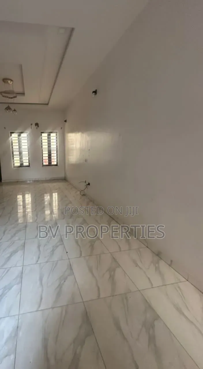 Studio Apartment in Ikota for rent in Ikota