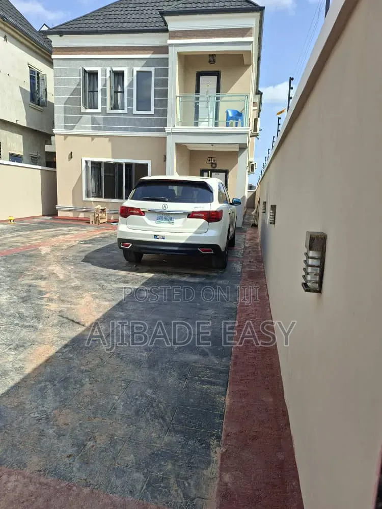 5bdrm Duplex in Cooperative Estate, Ayobo for sale in Ayobo