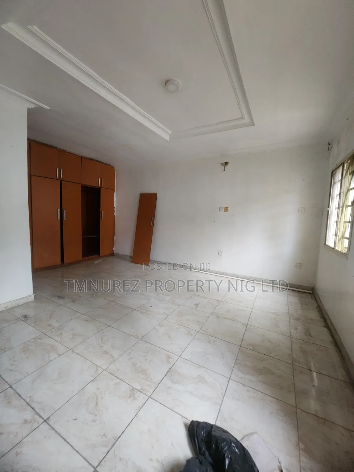 Studio Apartment in Chevron for rent in Chevron