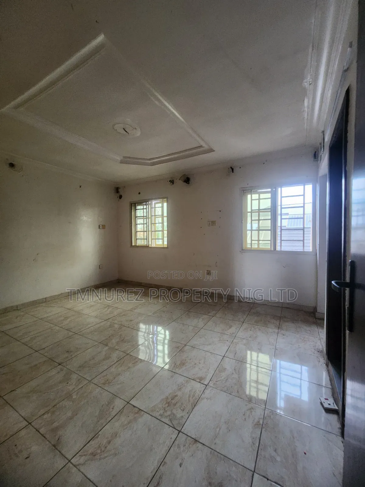 Studio Apartment in Chevron for rent in Chevron