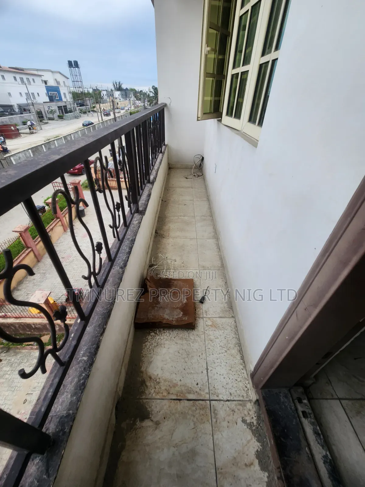 Studio Apartment in Chevron for rent in Chevron