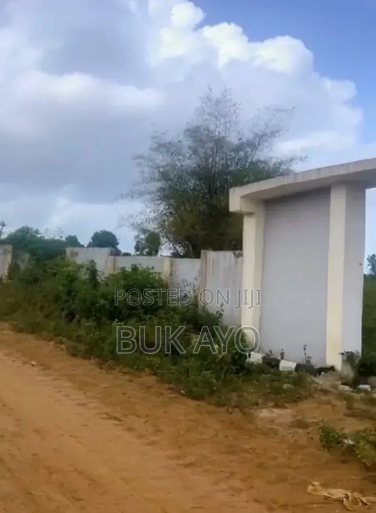 Fenced 8 Acres of Farm Land at Ketu-Epe in Epe