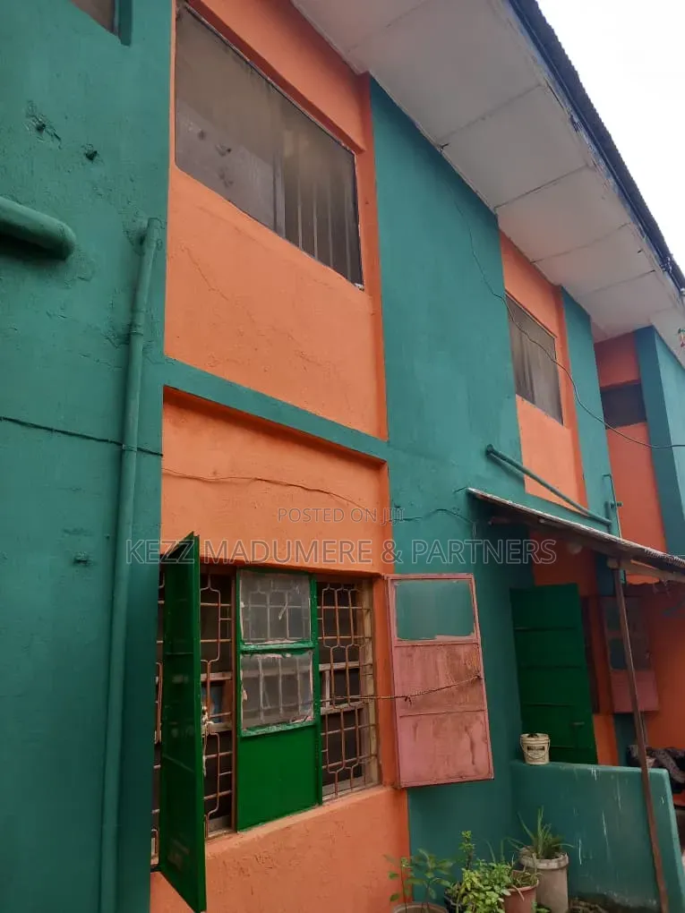 8bdrm Duplex in Okoko , Near Alaba, Okokomaiko for sale in Okokomaiko