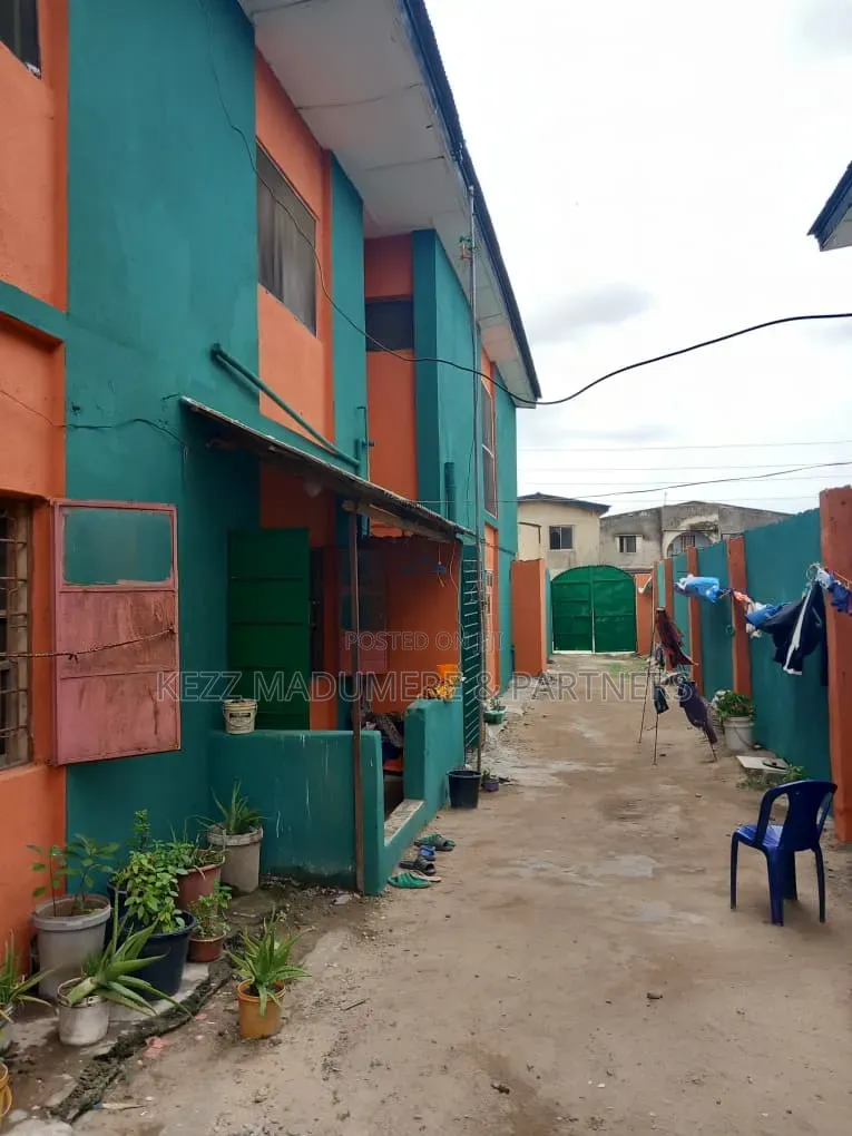 8bdrm Duplex in Okoko , Near Alaba, Okokomaiko for sale in Okokomaiko
