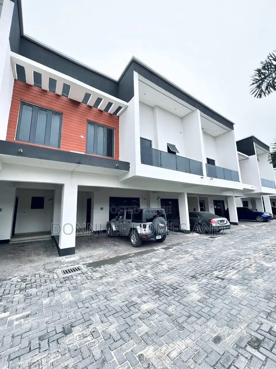 4bdrm Townhouse / Terrace in Ologolo for rent in Ologolo