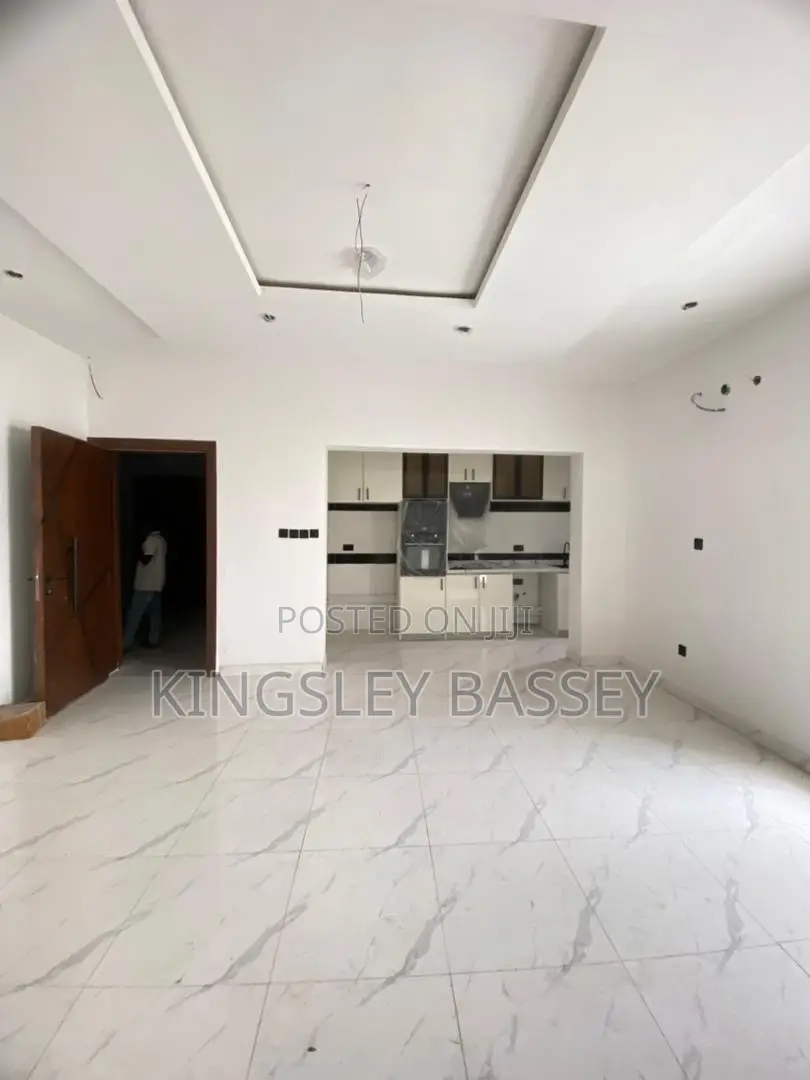 2bdrm Apartment in Lekki Ikate for sale in Ikate