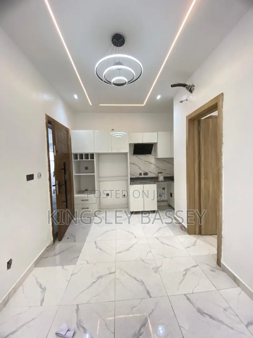 1bdrm Apartment in Newroad Lekki, Igbo-efon for sale in Igbo-efon
