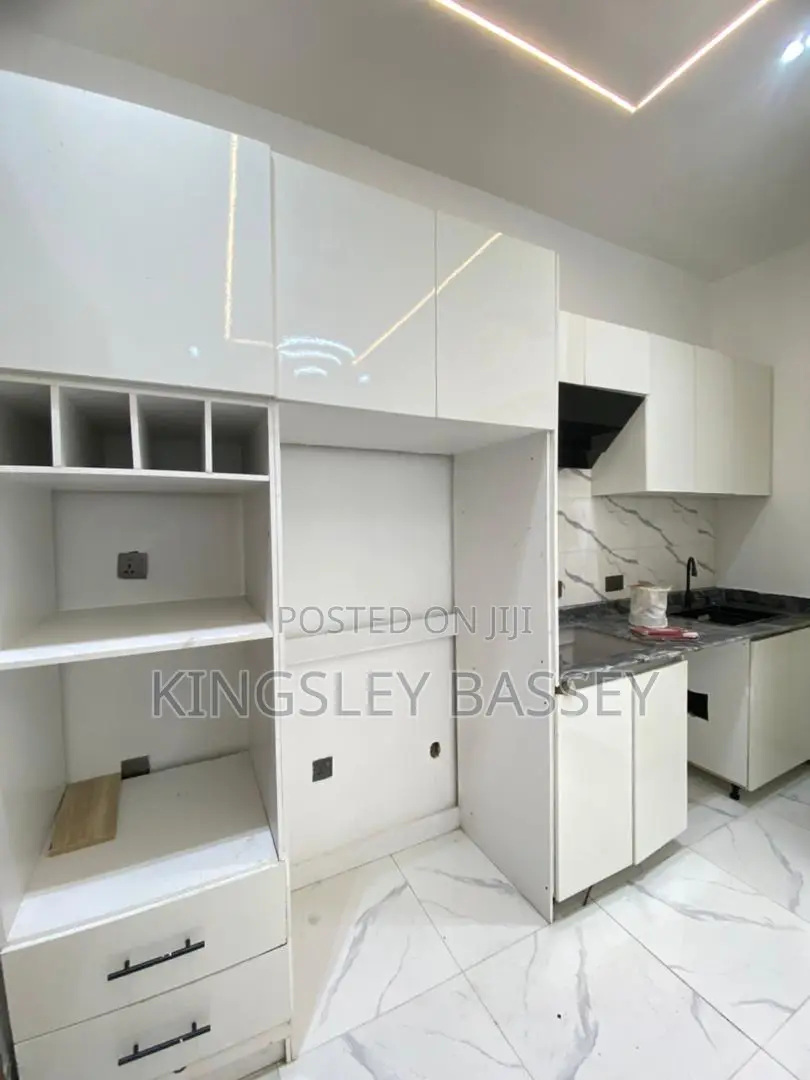 1bdrm Apartment in Newroad Lekki, Igbo-efon for sale in Igbo-efon