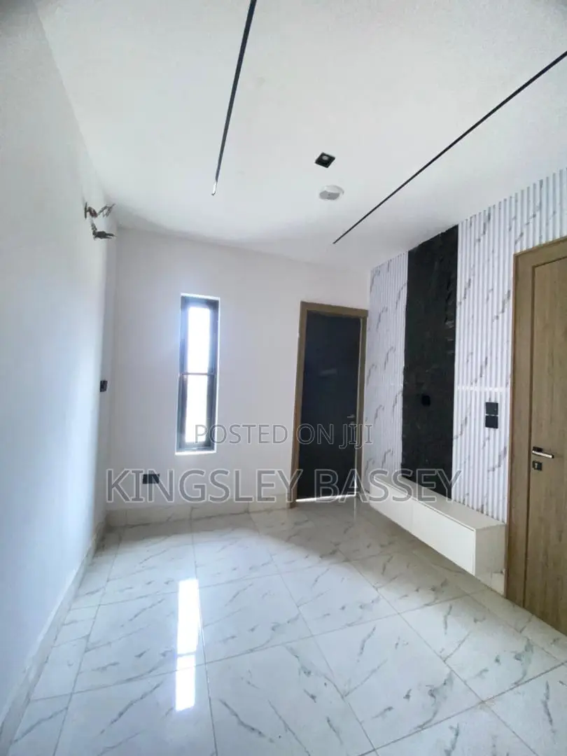 1bdrm Apartment in Lekki Phase 1 for sale in Lekki Phase 1