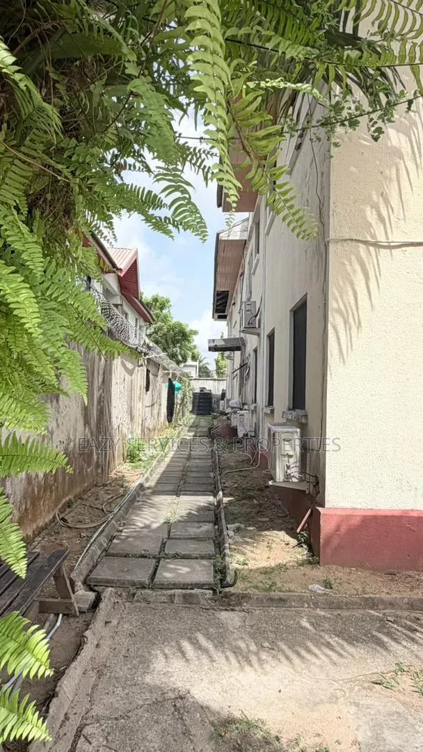 16bdrm Block of Flats in Lekki Phase One for sale in Lekki Phase 1