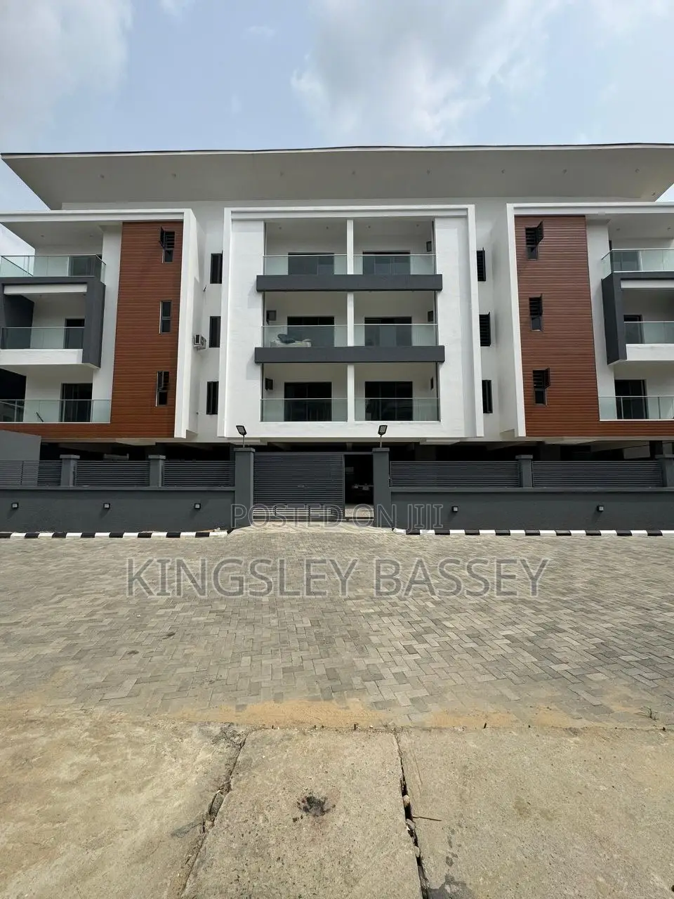 3bdrm Apartment in Lekki for sale in Lekki Phase 1