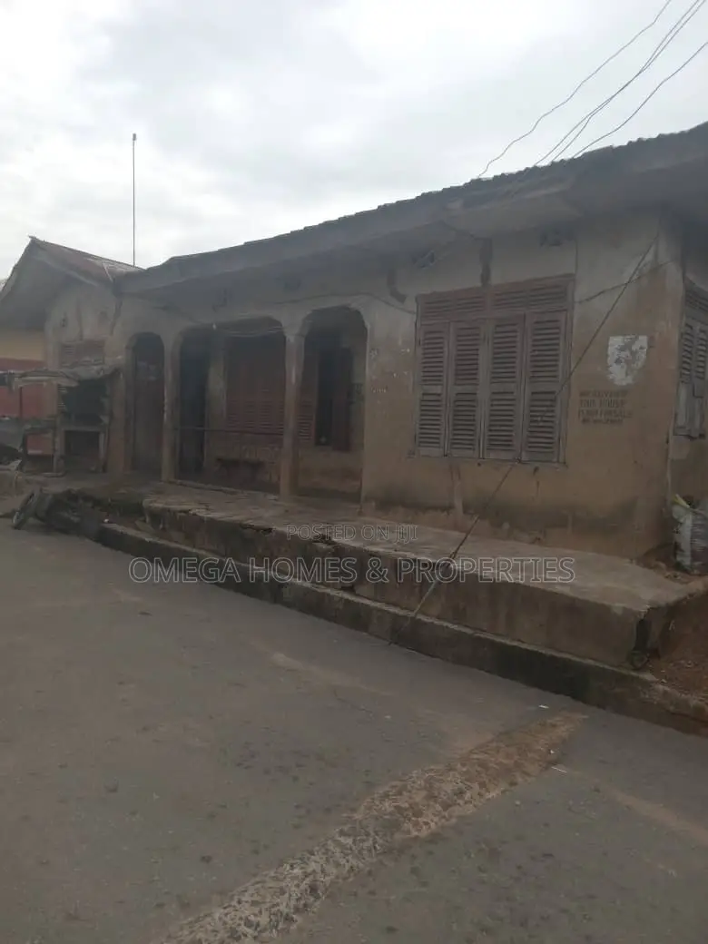 4bdrm Bungalow in Umuahia for sale in Umuahia