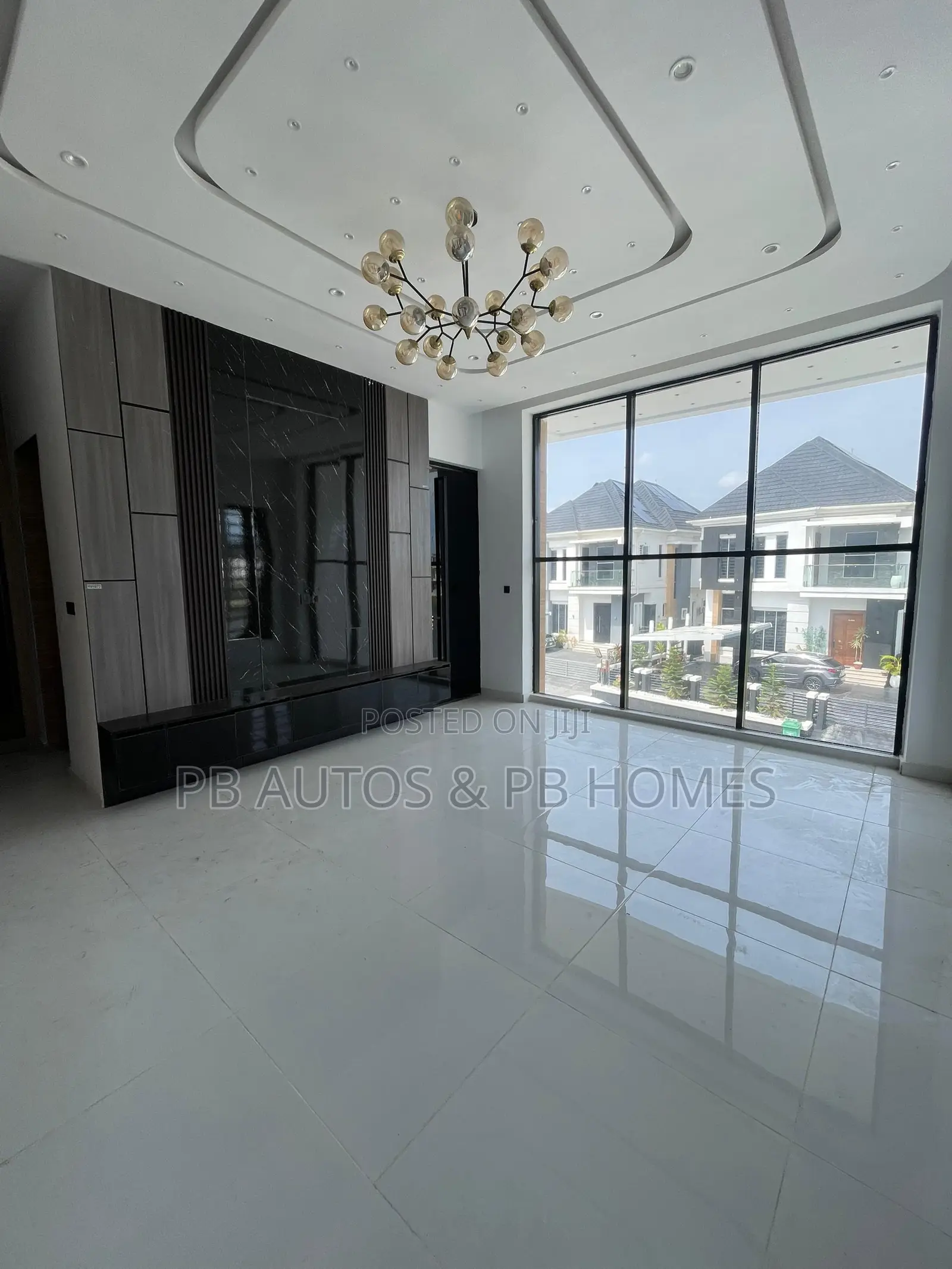 5bdrm Duplex in Lekki County Homes, Ikota for sale in Ikota