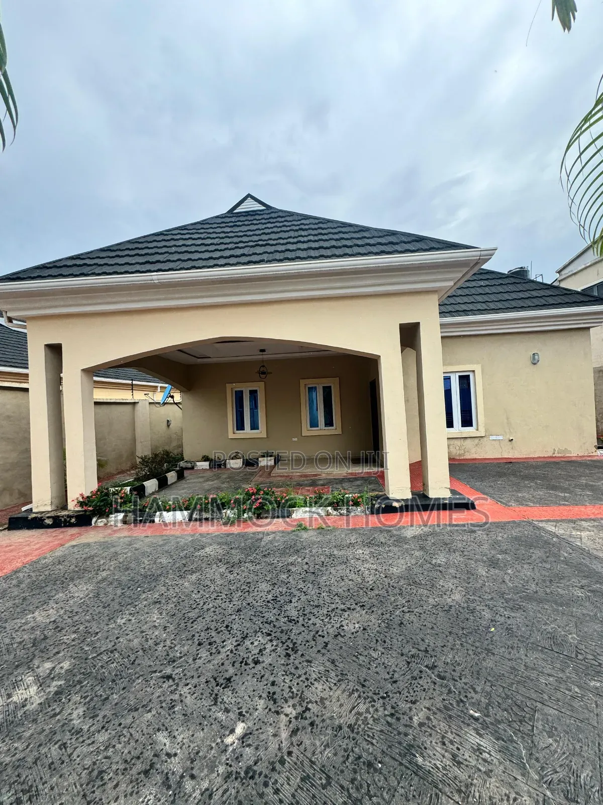 3bdrm Bungalow in Akobo for rent in Akobo
