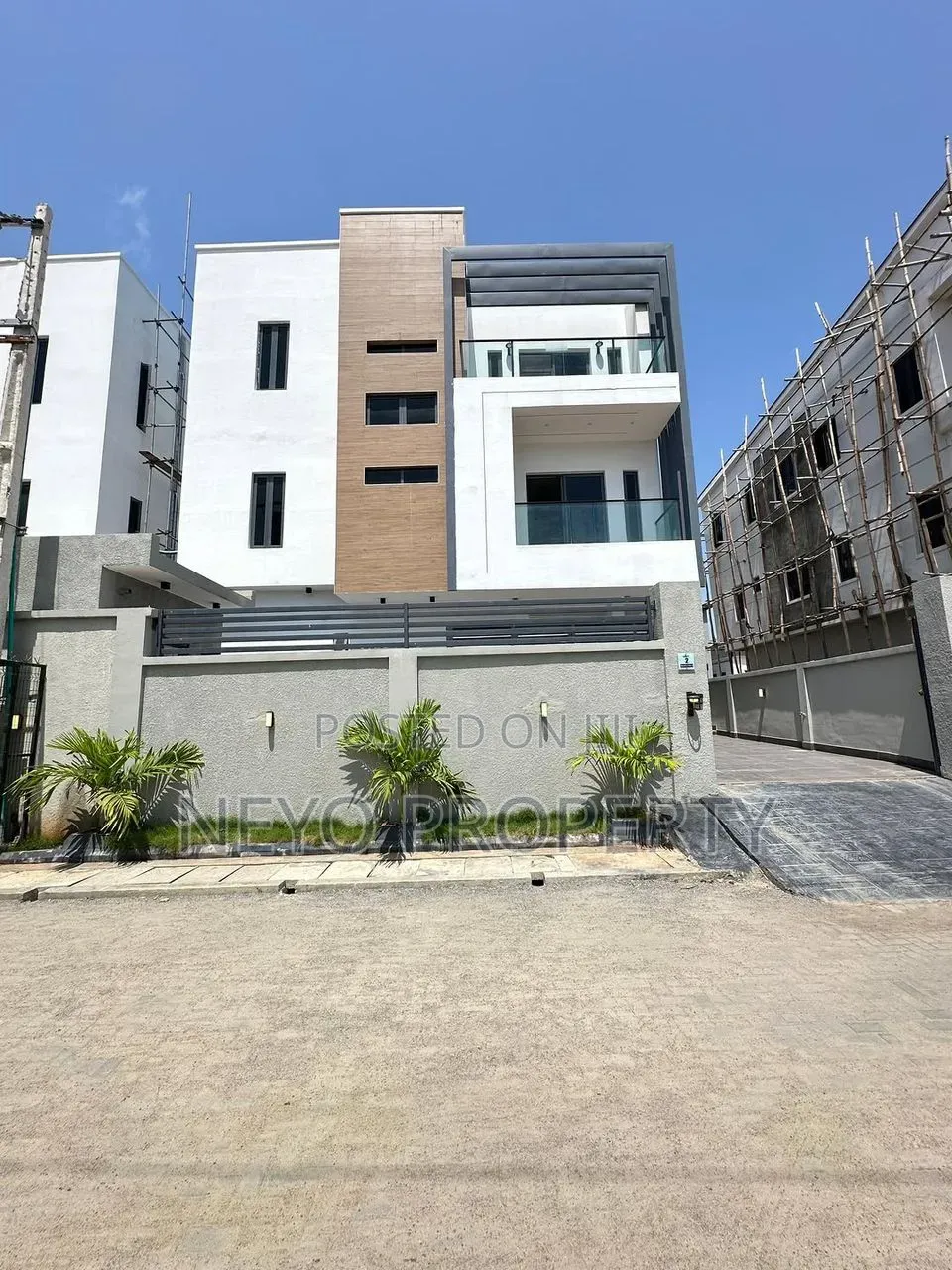 Furnished 5bdrm Duplex in Lekki Phase One for sale in Lekki Phase 1