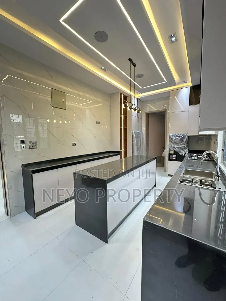 Furnished 5bdrm Duplex in Lekki Phase One for sale in Lekki Phase 1