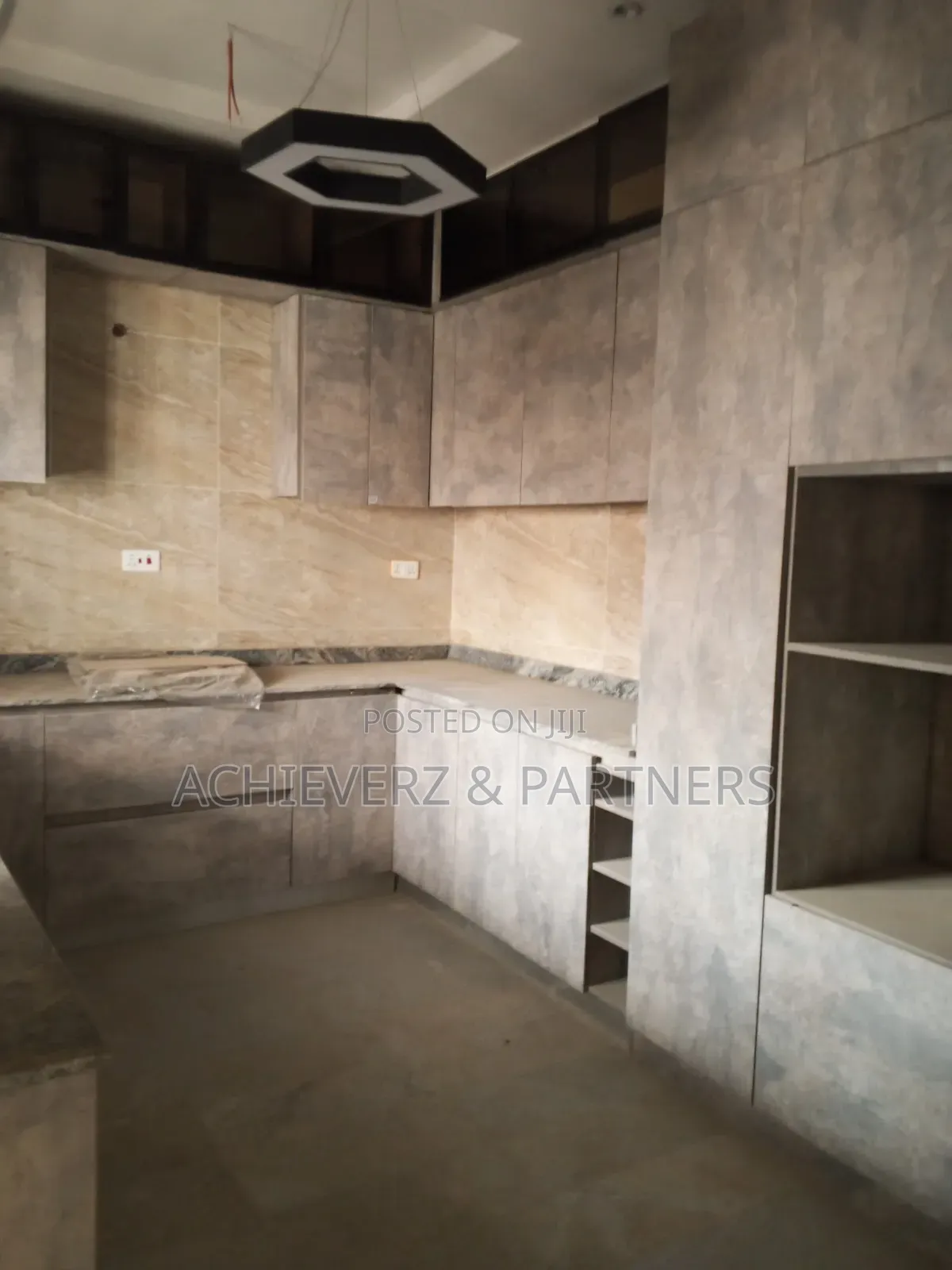 4bdrm Duplex in Guzape District for sale in Guzape District