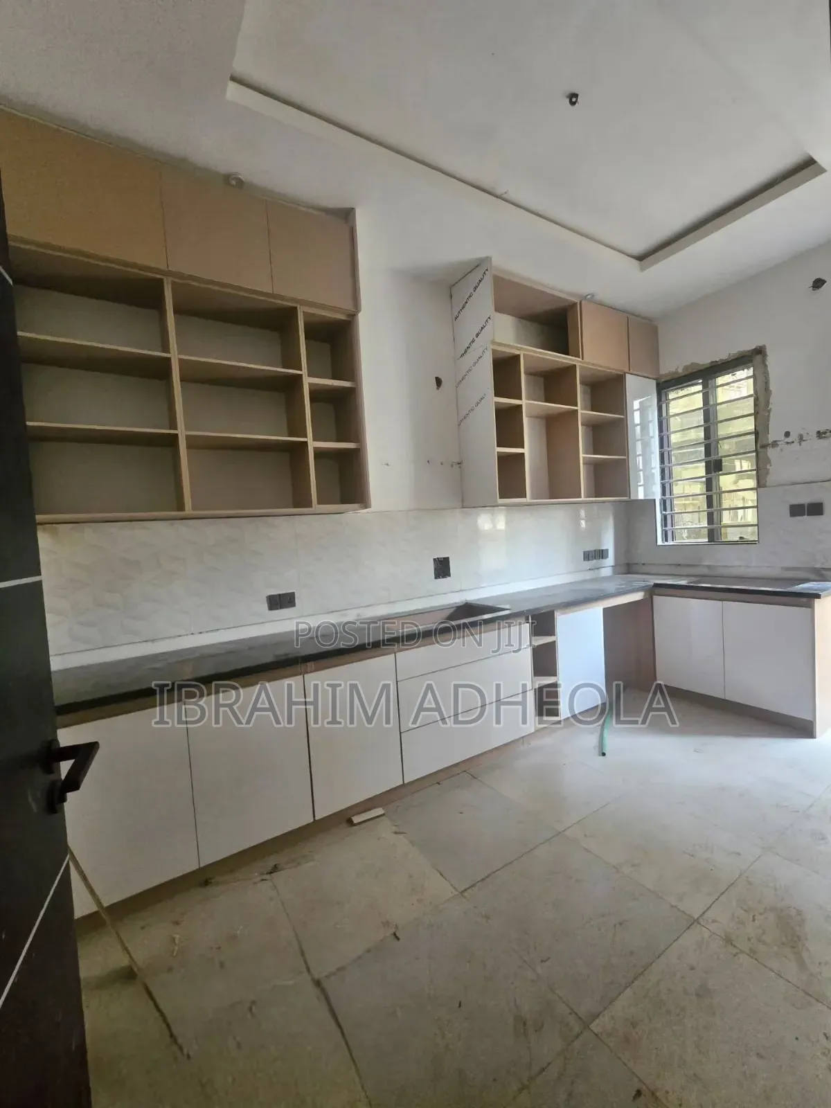 5bdrm Duplex in Millennium Estate, Millenuim/UPS for sale in Millenuim/UPS