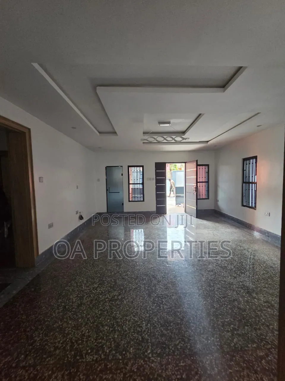 2bdrm Block of Flats in Ikolaba Gra, Ibadan for rent in Ibadan