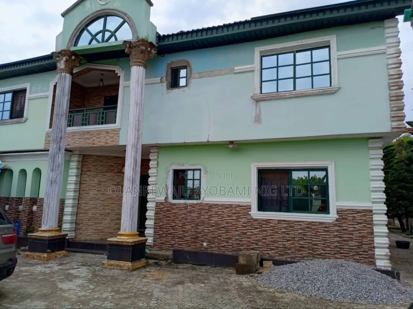 12bdrm House in Awoyaya for sale in Awoyaya
