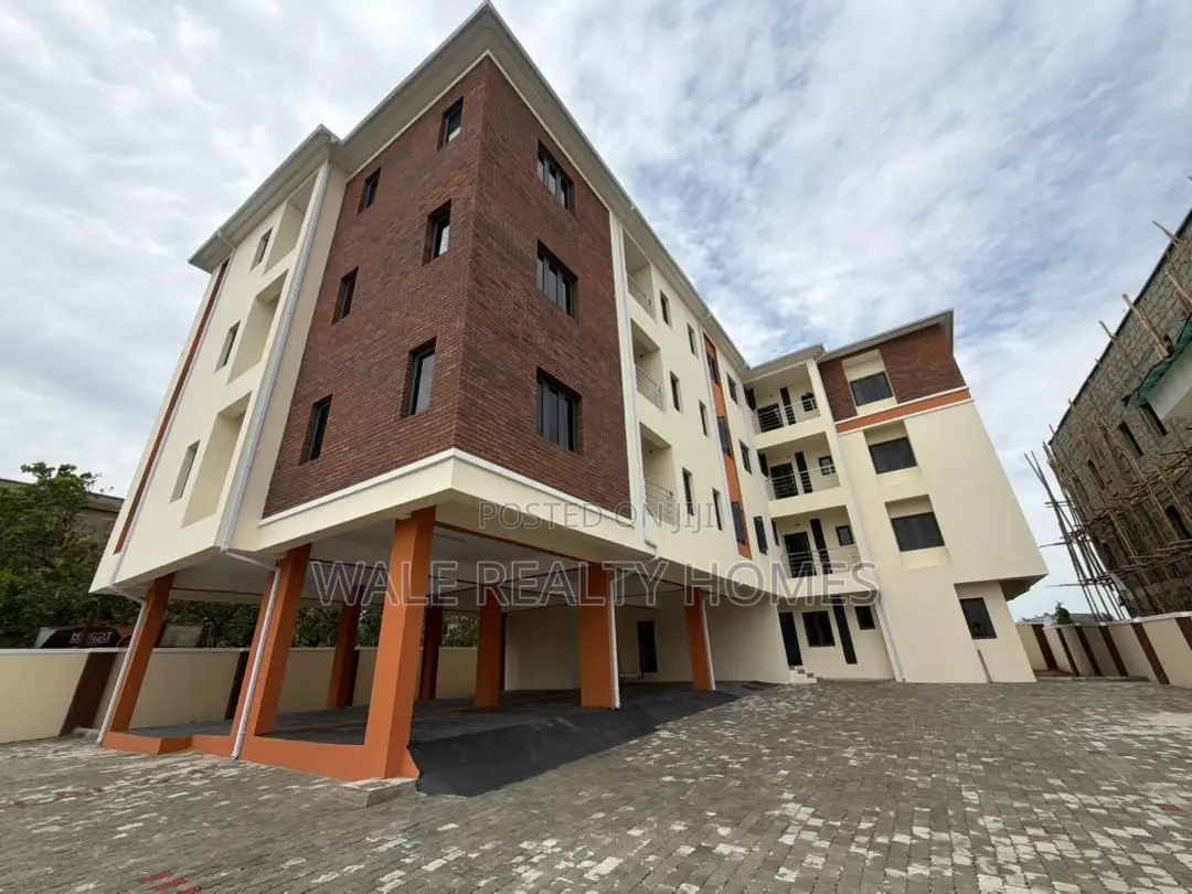 Furnished 3bdrm Block of Flats in Katampe Main for sale in Katampe (Main)