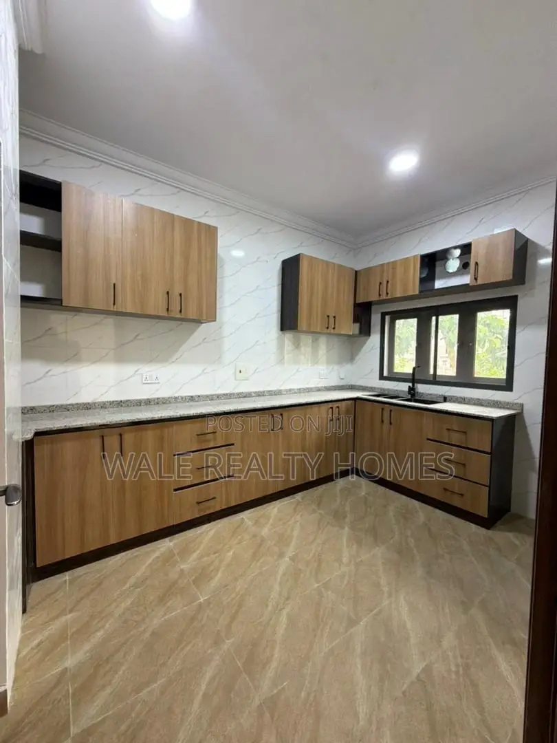 Furnished 3bdrm Block of Flats in Katampe Main for sale in Katampe (Main)