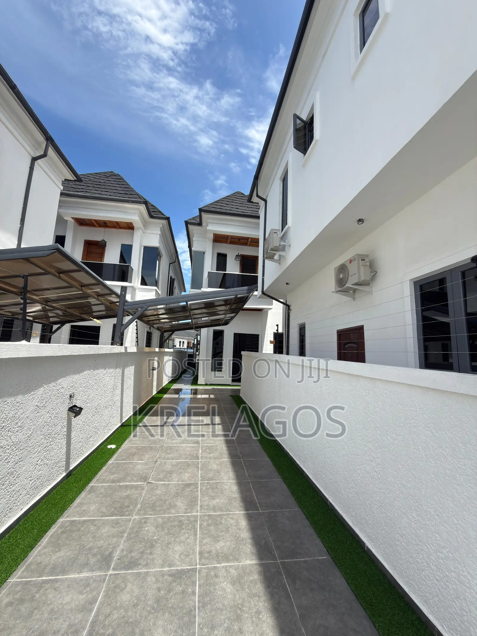 4bdrm Duplex in Orchid, Chevron for rent in Chevron