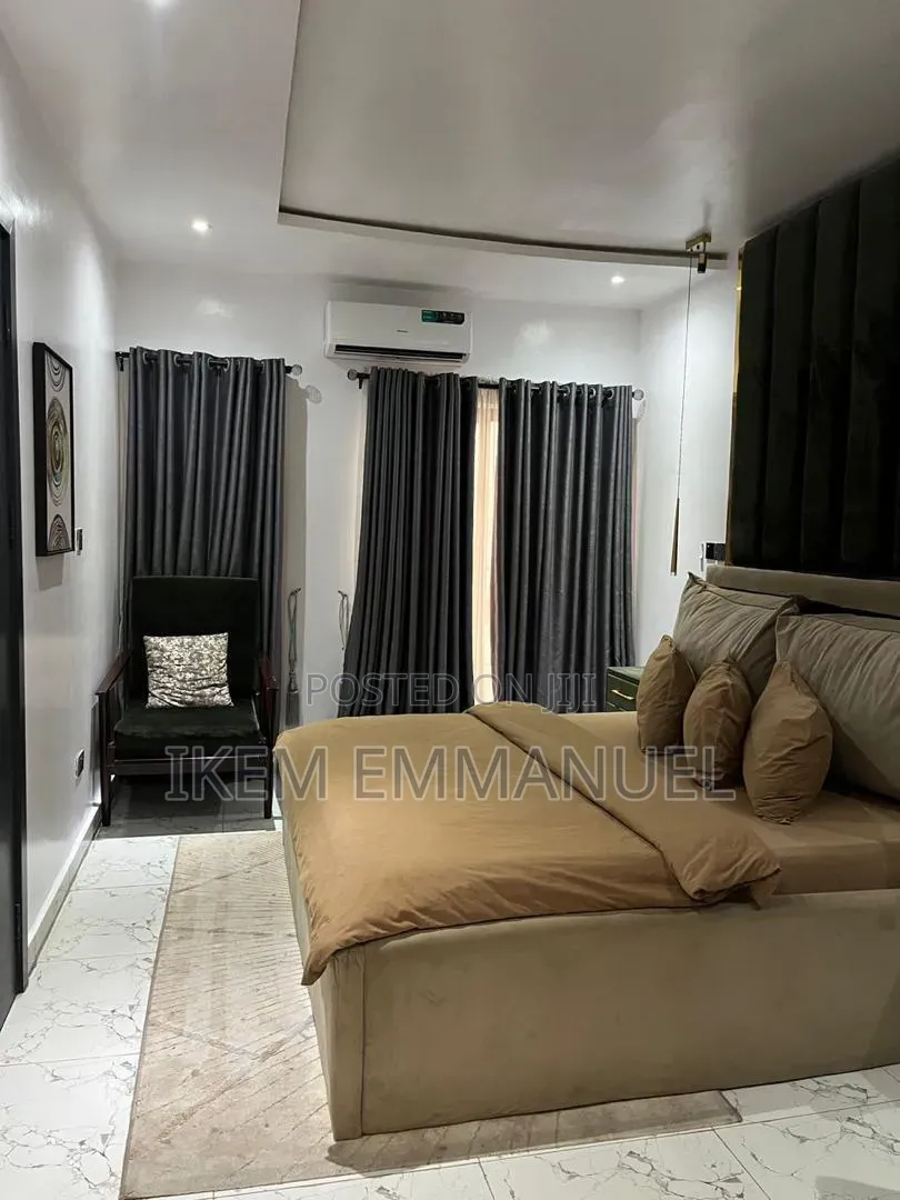 ‎Luxe 2-Bedroom Penthouse Flat in Ikate in Ikota