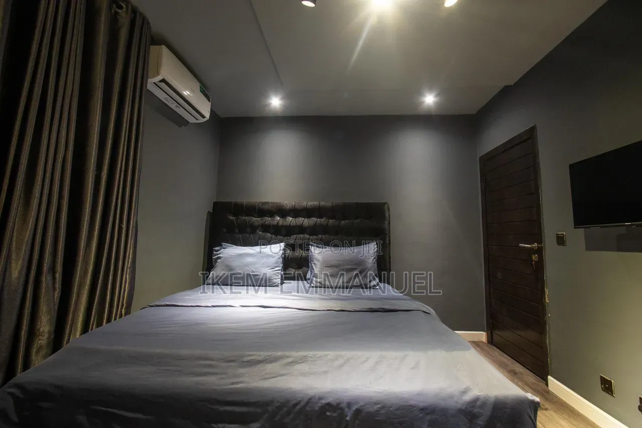 ‎Lovely 2 Bedroom Dark Room Available for Short Stay and Long Stay in LSDPC estate