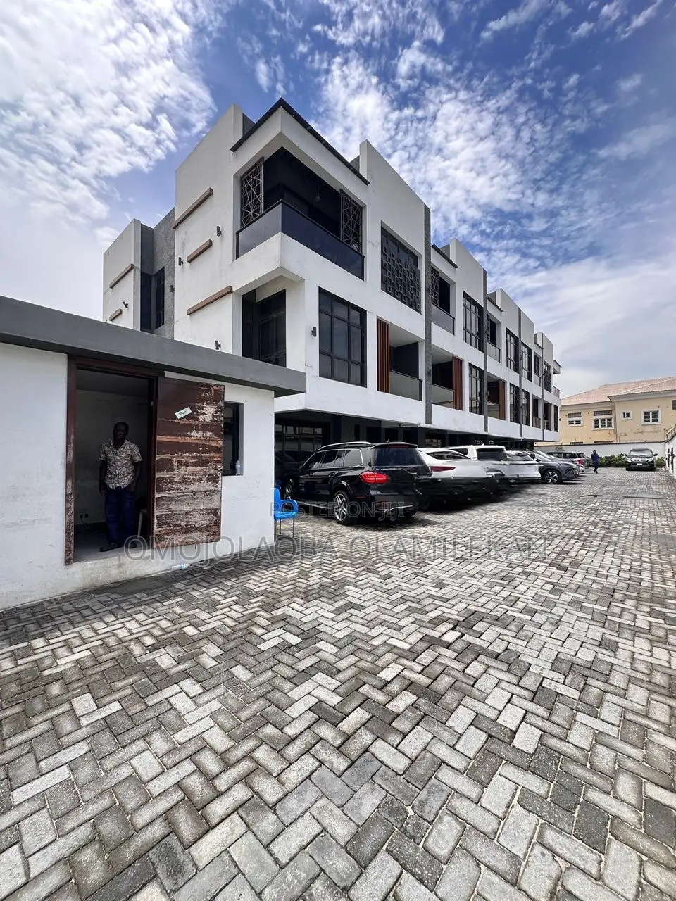4bdrm Duplex in Lekki Phase 1 for rent in Lekki Phase 1