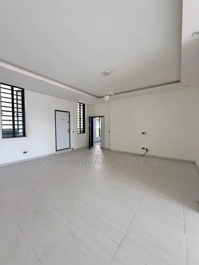 3bdrm Apartment in Ikate for rent in Ikate