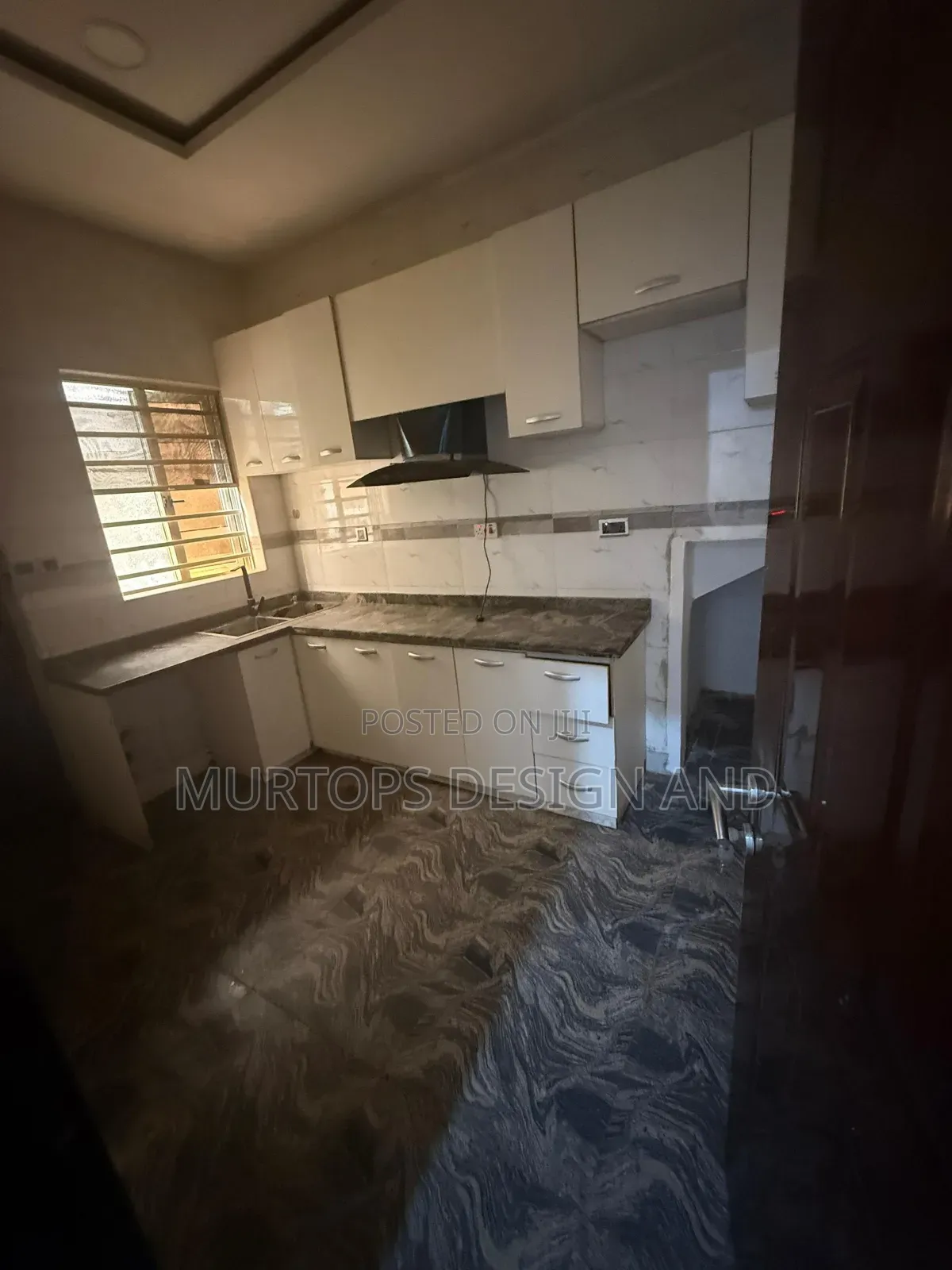 2bdrm Apartment in Chevron for rent in Chevron