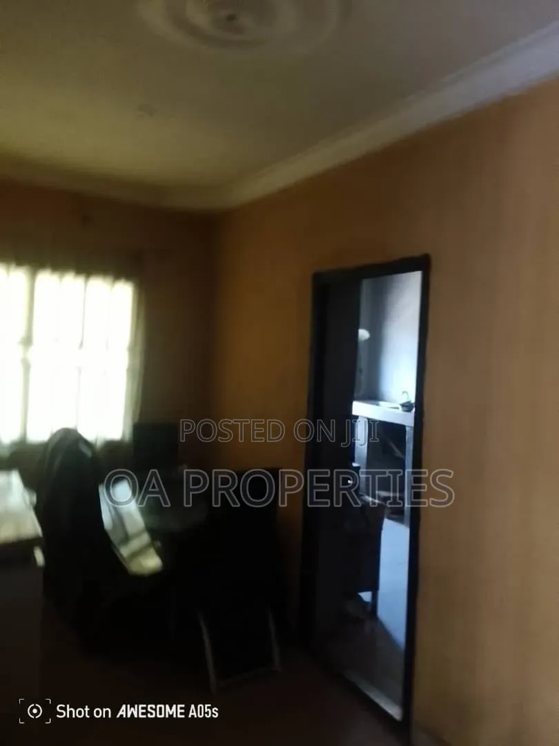4bdrm Bungalow in Ajibade Moniya, Ibadan for sale in Ibadan