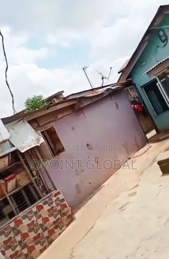 6bdrm Bungalow in Not Estate, Abule Egba for sale in Abule Egba