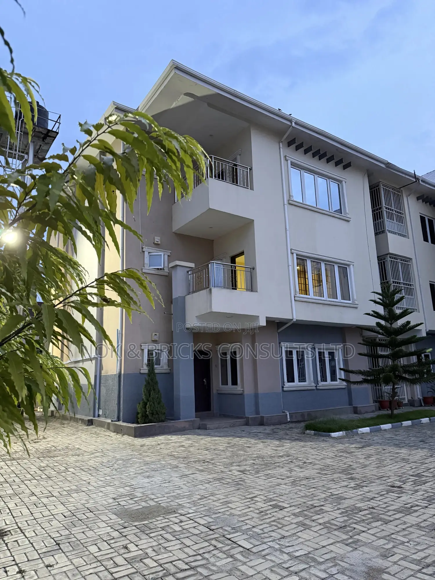 4bdrm Duplex in Josh Luxury Court, Guzape District for sale in Guzape District
