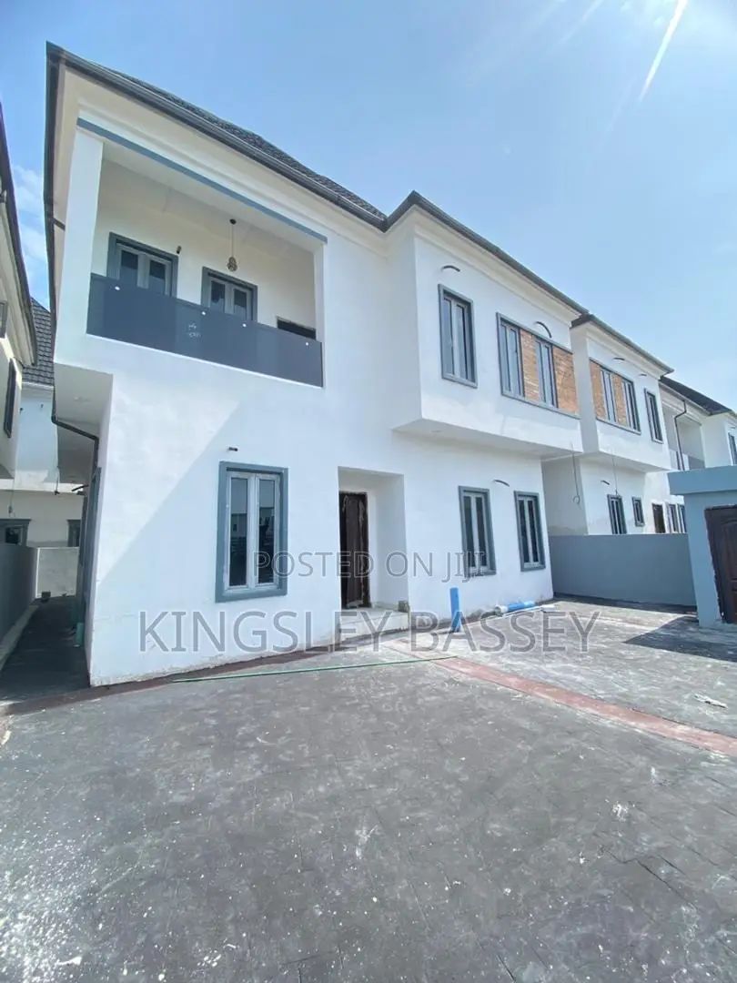 4bdrm Duplex in Orchid, Chevron for sale in Chevron