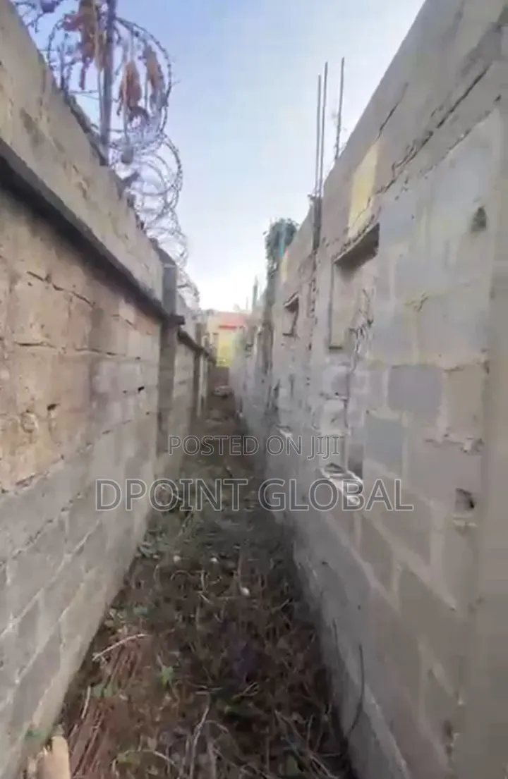 5bdrm Block of Flats in In Estate, Abule Egba for sale in Abule Egba