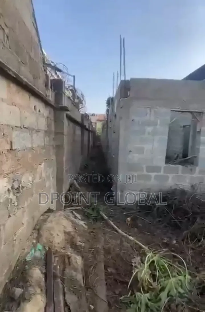 5bdrm Block of Flats in In Estate, Abule Egba for sale in Abule Egba