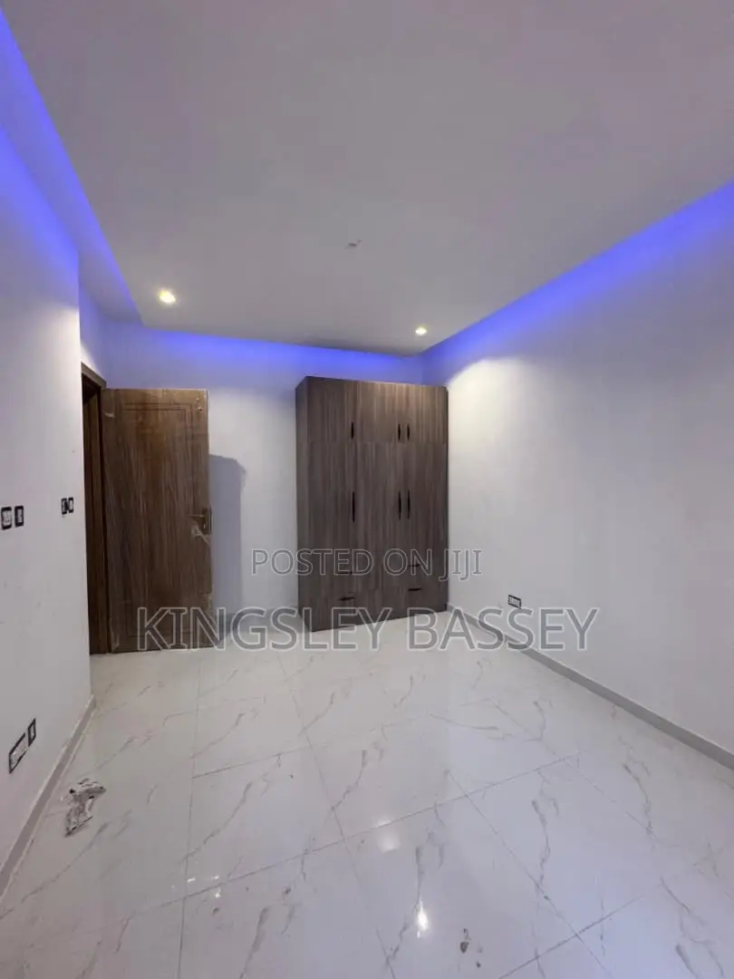 3bdrm Apartment in Ikate Lekki for sale in Ikate